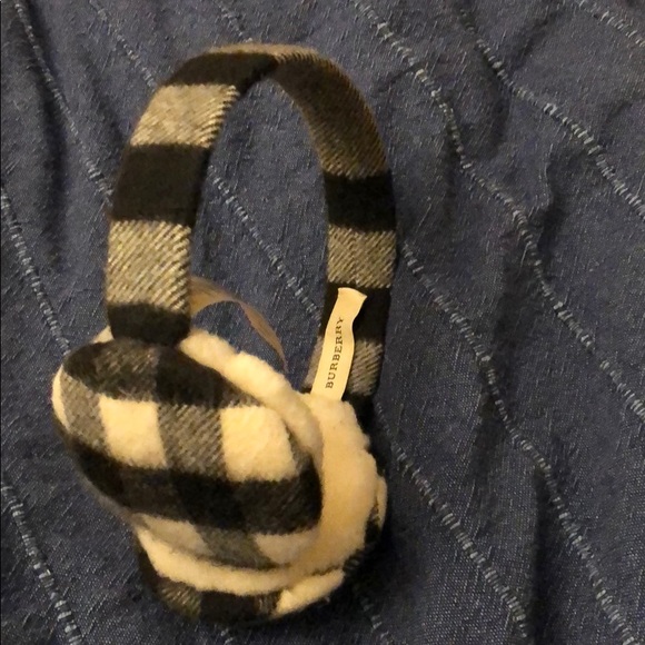 Burberry Accessories - Burberry Nova Check Cashmere Earmuffs